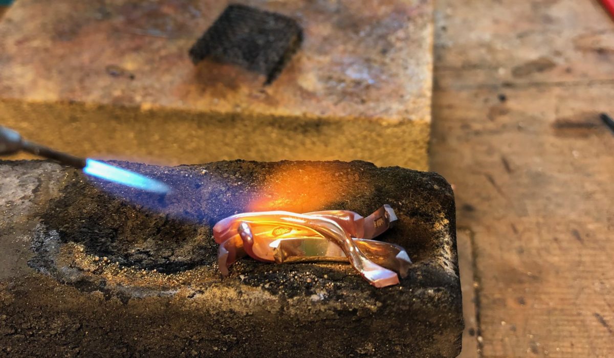 Schmelzen des Familiengolds